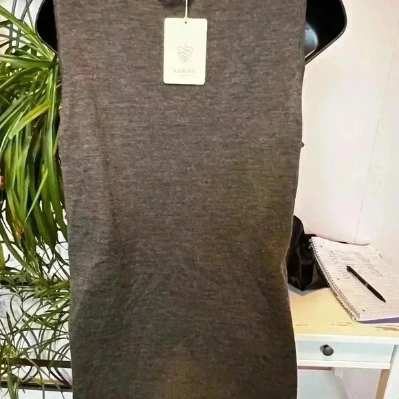 Kinross Cashmere Charcoal Solid Scottish Tank Womens Sz L Style KL13-43F - Picture 2 of 6